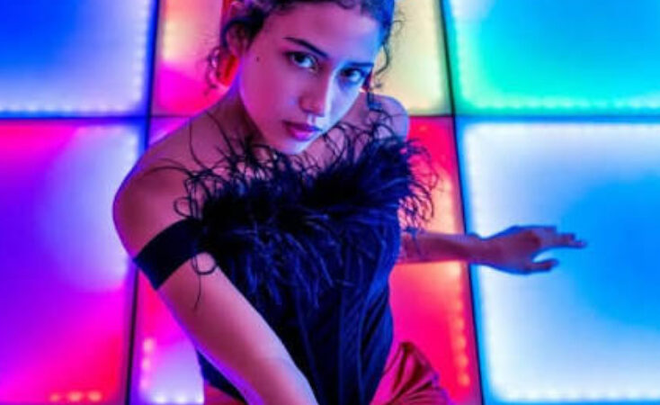 Desde Arica para el mundo: Conny Palza — la cantante chilena que convierte emociones en canciones. De la niña que cantaba en el auto de su madre a conquistar escenarios.