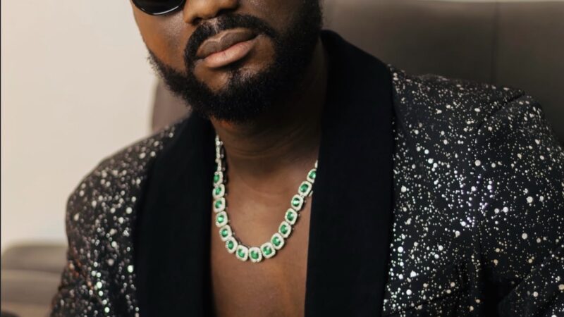 Stevy Sensy dévoile officiellement « Fasonw Bouje », son nouveau titre disponible sur toutes les plateformes numériques